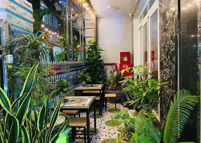 Cat Ba Central Homestay